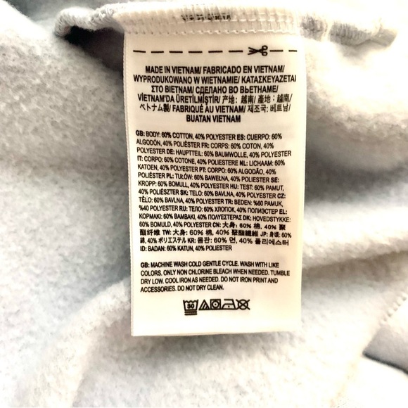 Van Off The Wall Long Sleeve Sweater Powder Blue with flowers women’s size L - Picture 7 of 9